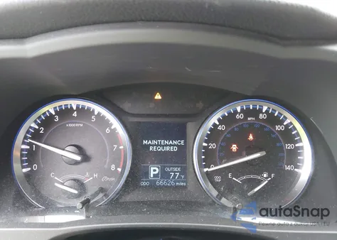 2015 Toyota Highlander Le V6 z USA, uszkodzony, nr VIN 5TDBKRFH1FS099776